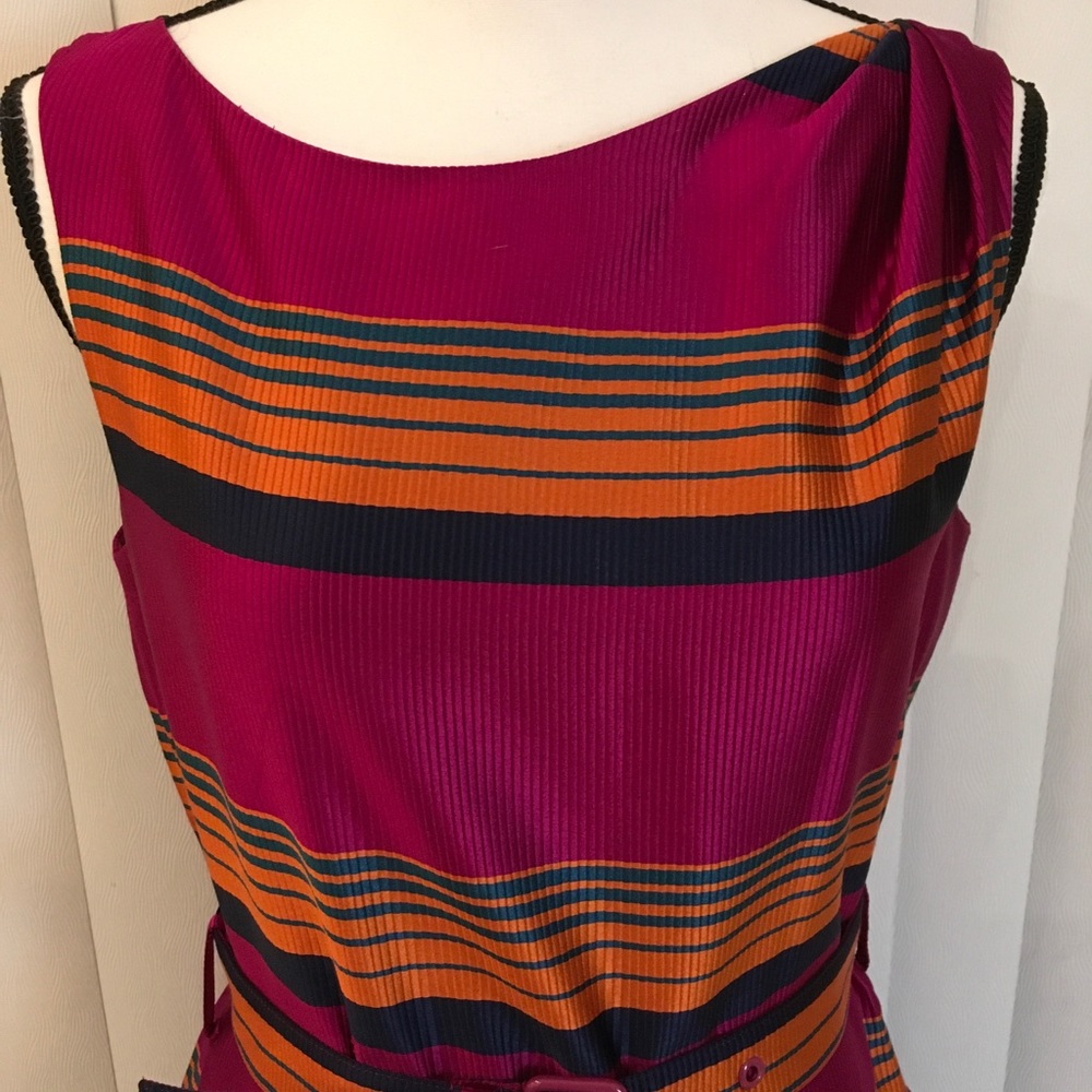 Marc by Marc Jacobs colorful sleeveless dress, belt and buckle, pleated bottom